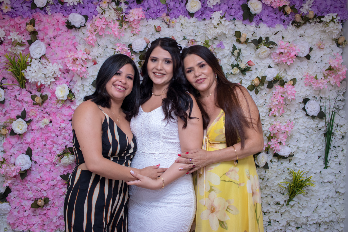 Celebramos o amor, a união, o inicio de um novo capítulo na vida desse casal super especial @gustavogt_campos e @alana_moniique