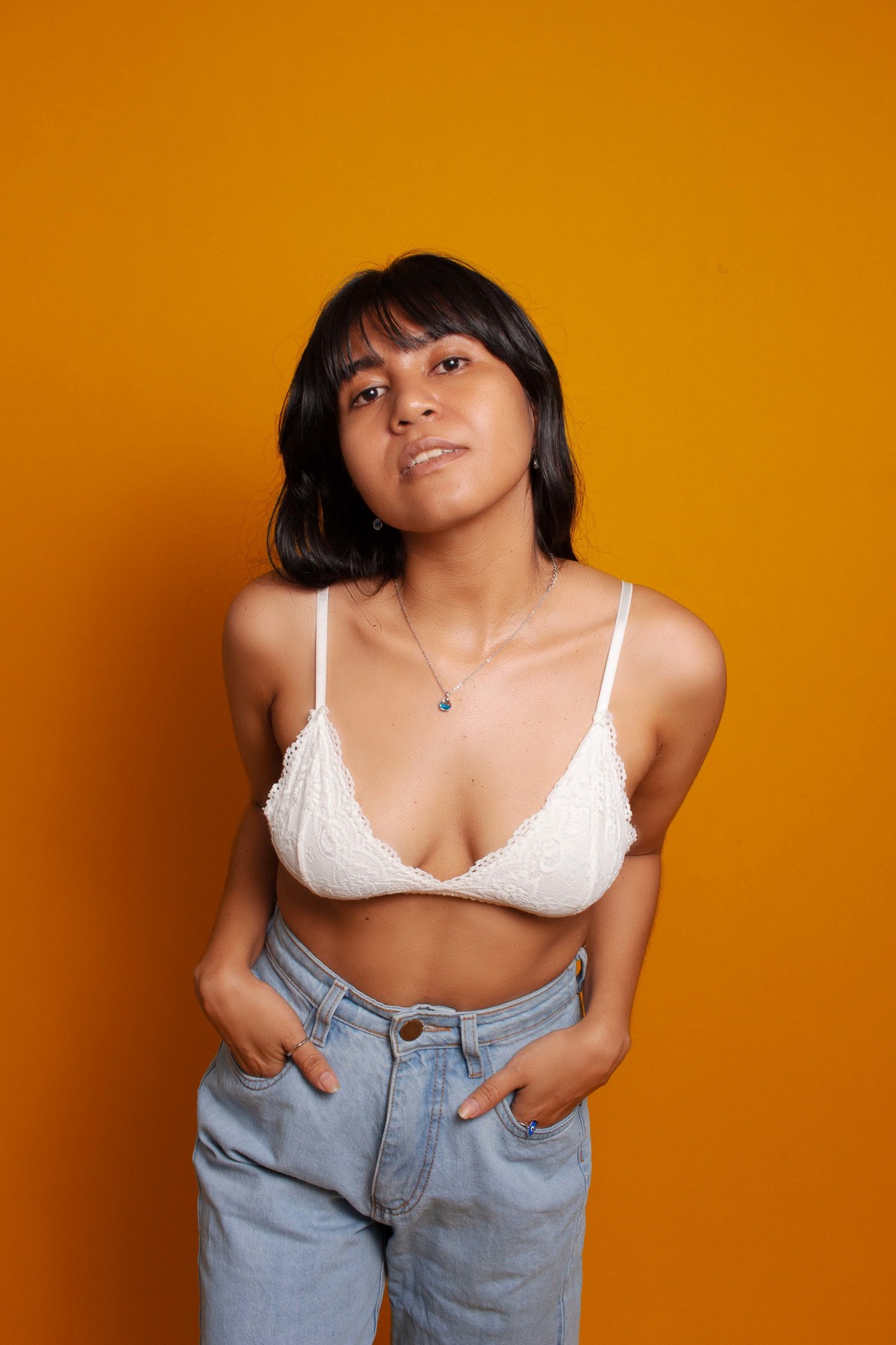 Ensaio feminino em estúdio com Ana Guimarães - Estúdio Composição 