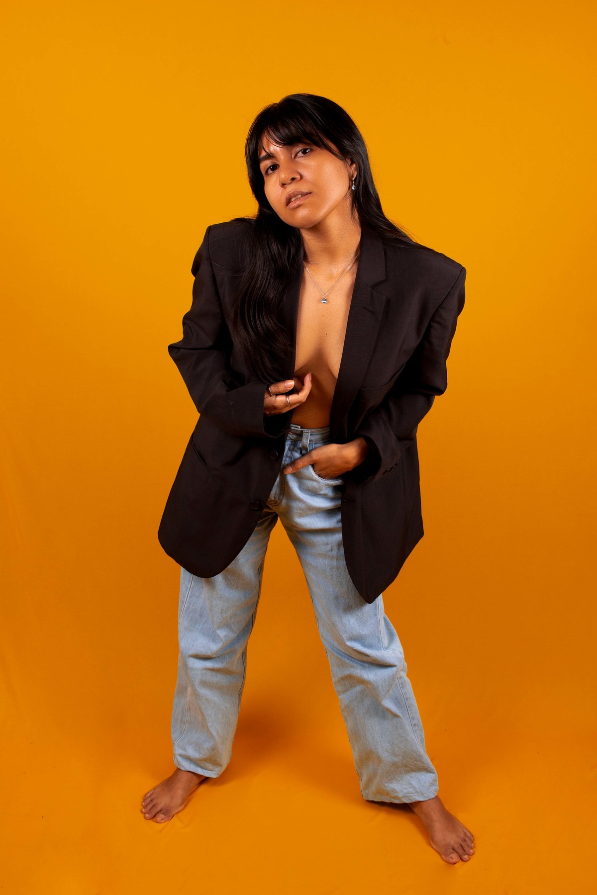 Ensaio feminino em estúdio com Ana Guimarães - Estúdio Composição 