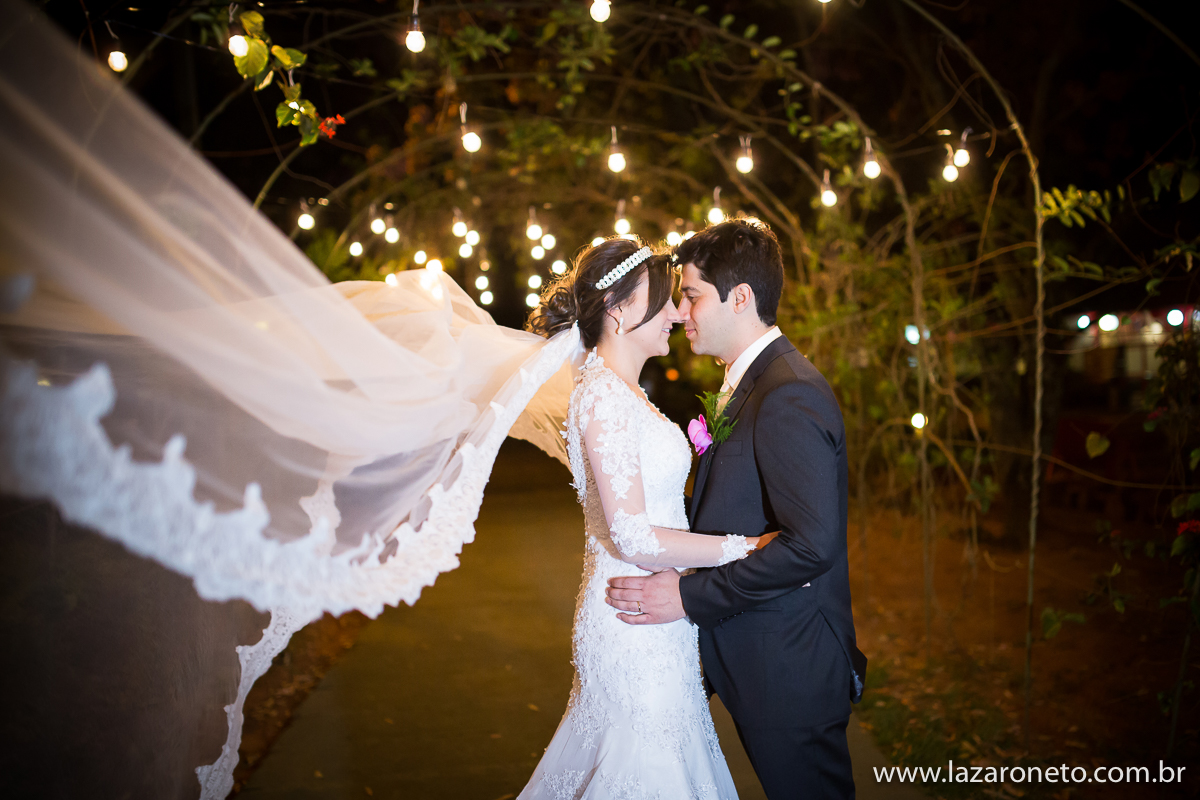 Véu da Noiva voa em Hotel Villa Verde em Avaré