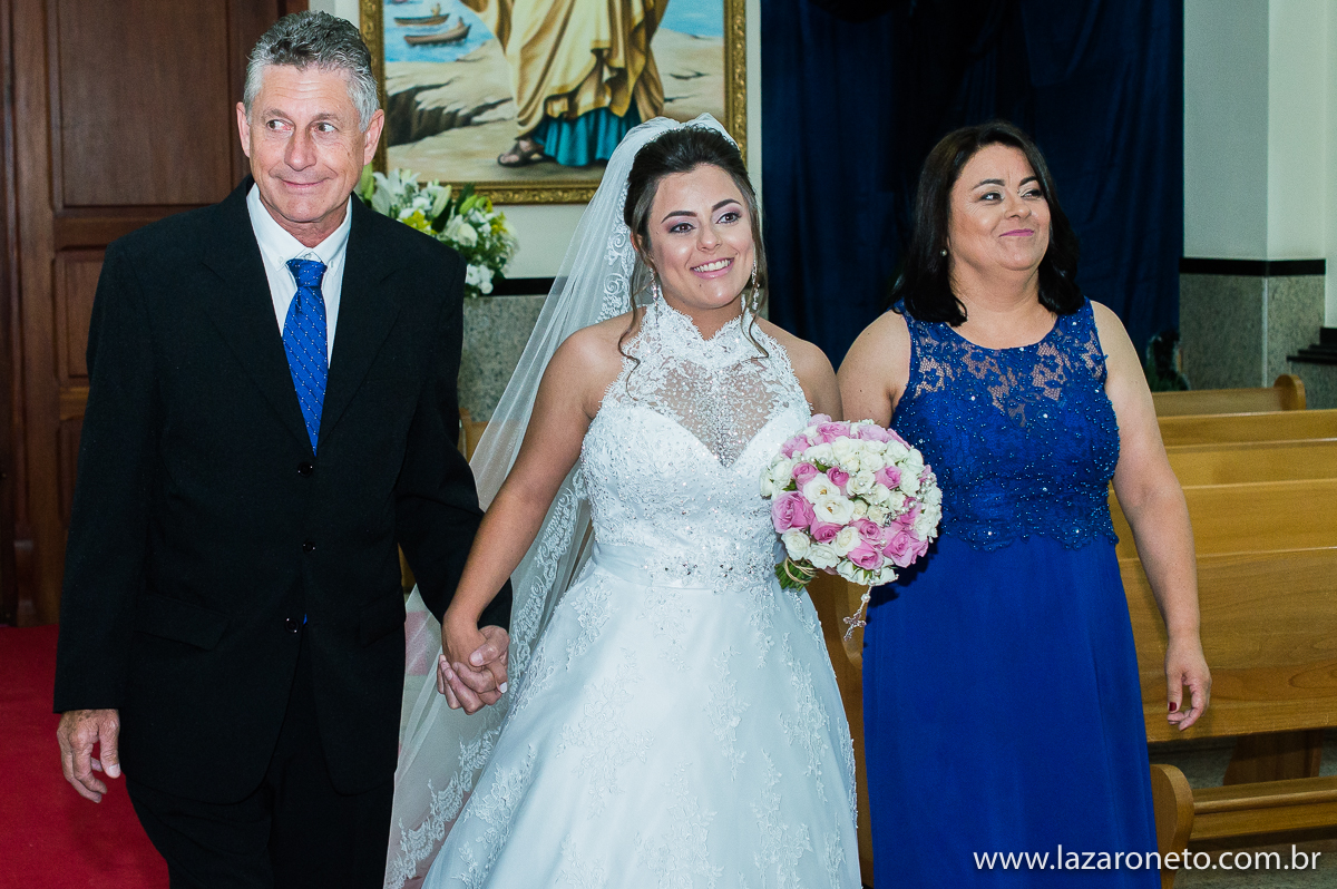 entrada da noiva em Itatinga