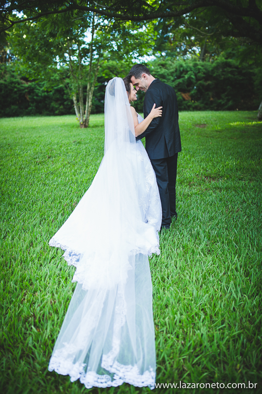 Noivos fazem ensaio fotografico após casamento em Itatinga, Botucatu, avaré, pardinho