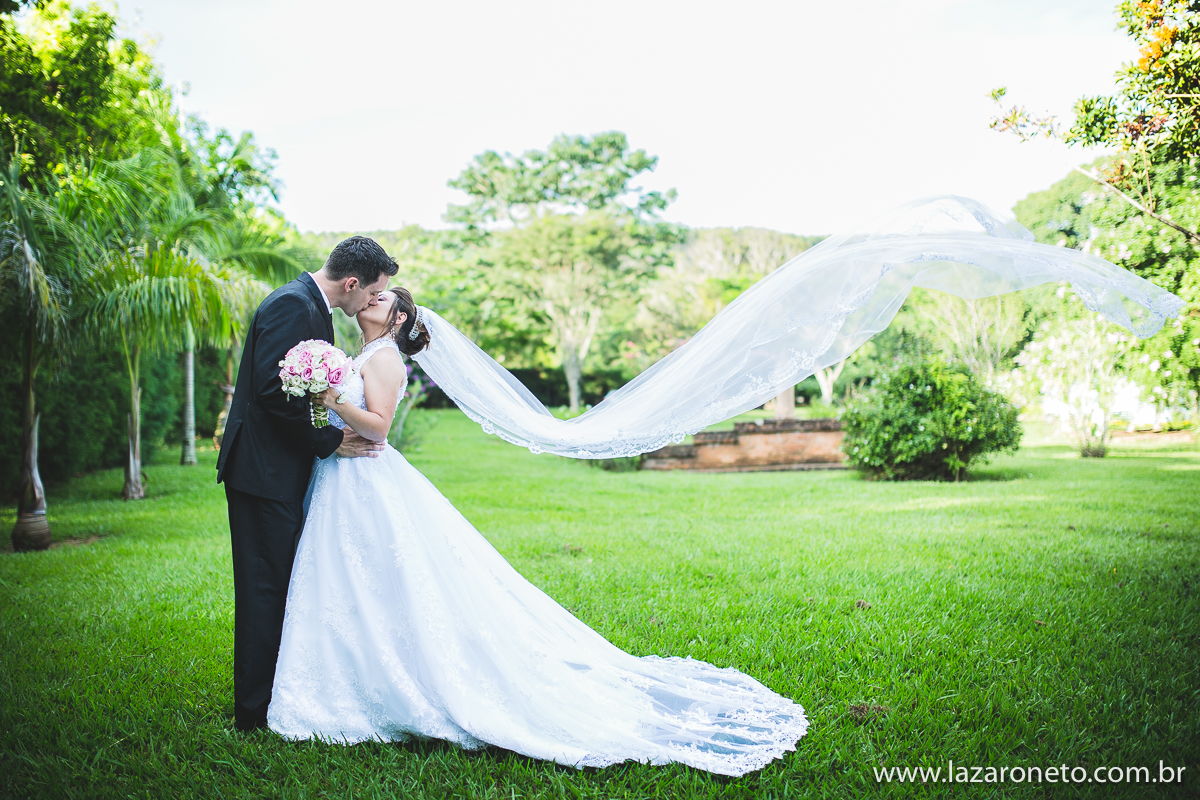 Veu da noiva voando em Itatinga, Botucatu, Pardinho, avaré