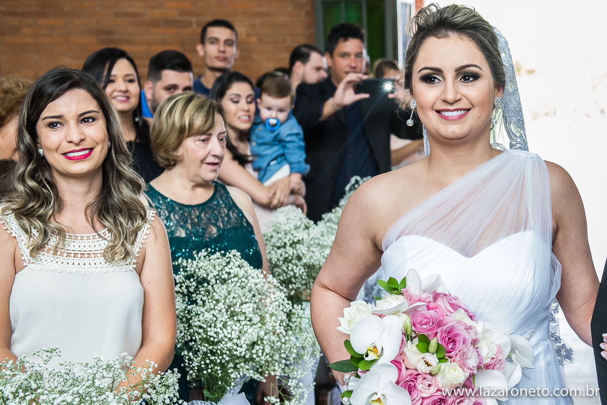 Noiva e fotografada por fotografo de casamento Botucatu