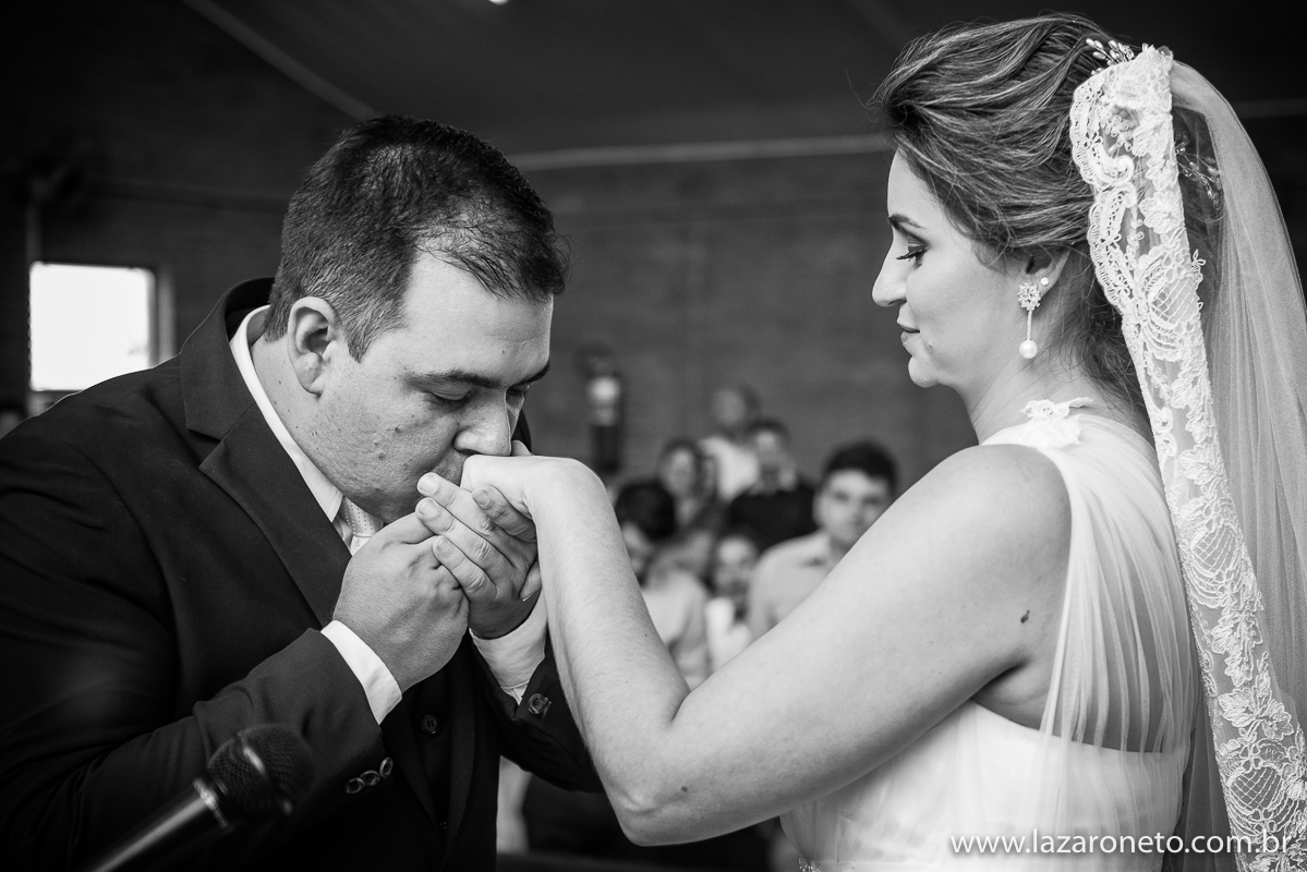 beijo na mão Casamento, fotografo Itatinga, Botucatu, avaré