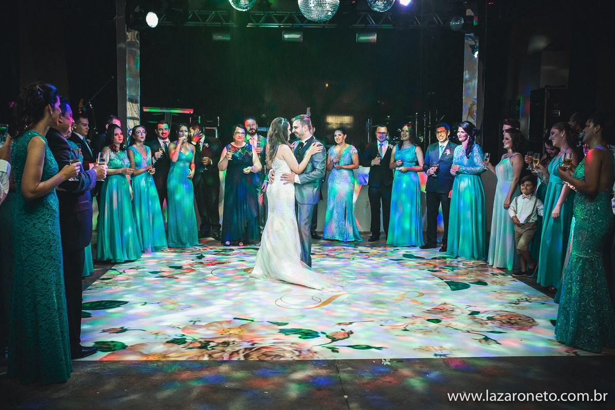 Valsa linda em Casamento em Avaré