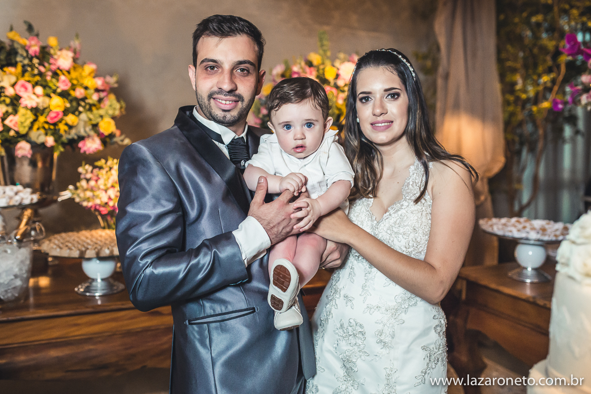 familia faz fotos em Casamento na cidade de Avaré