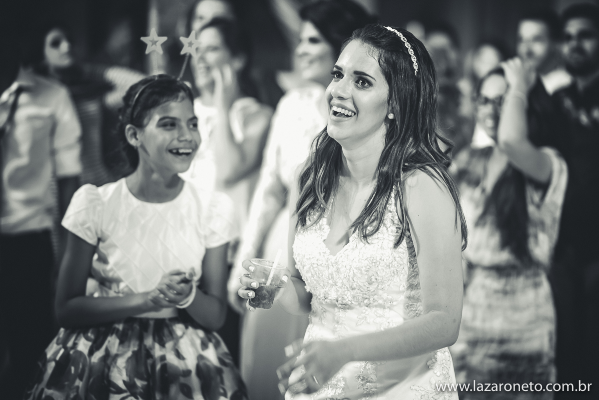 noiva se diverta na festa de Casamento em Avaré