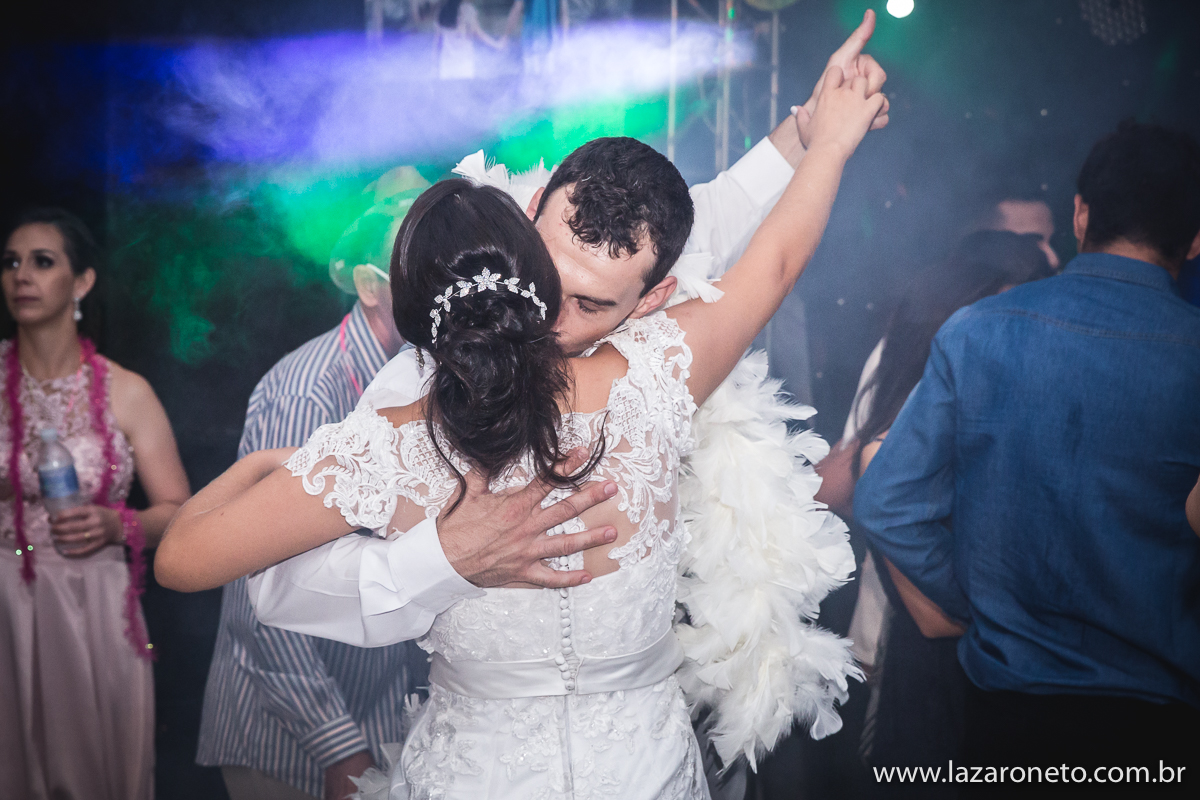 Valsa dos noivos, festa em hotel fazenda linda, festa rustica