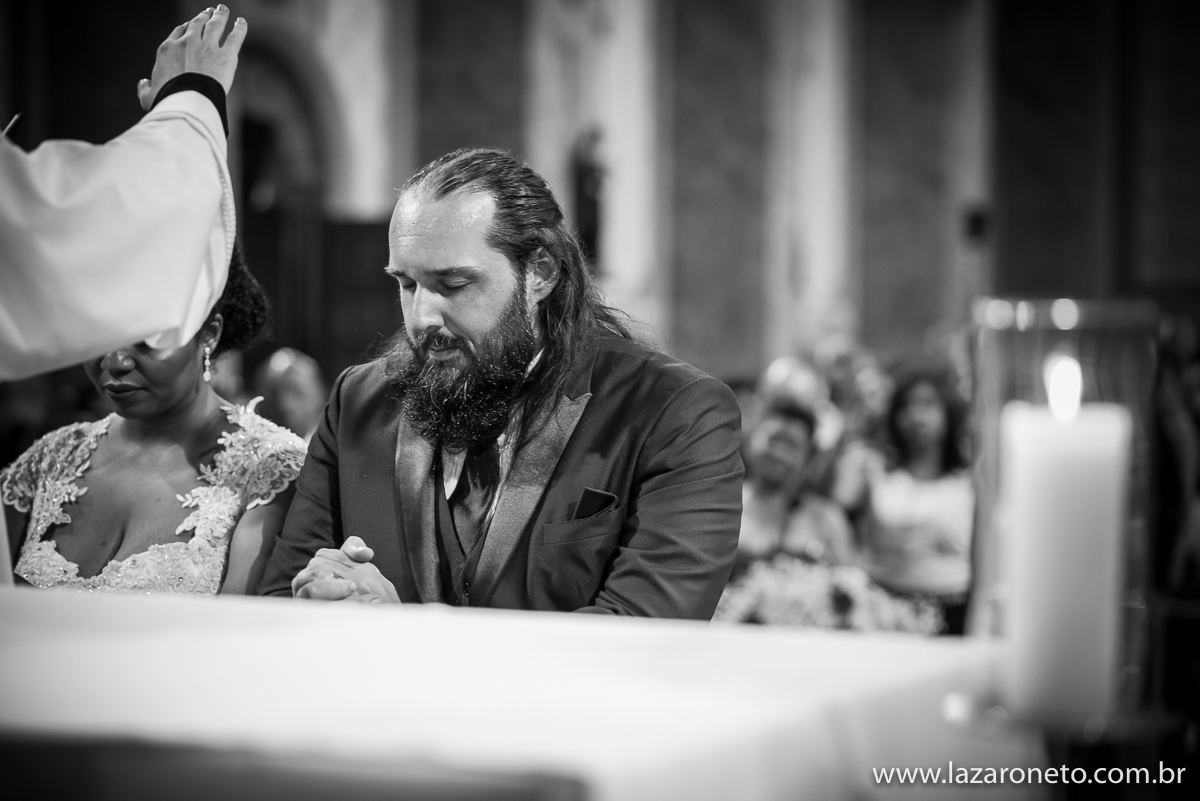 noivo no altar casamento  Igreja São João Batista tatuapé