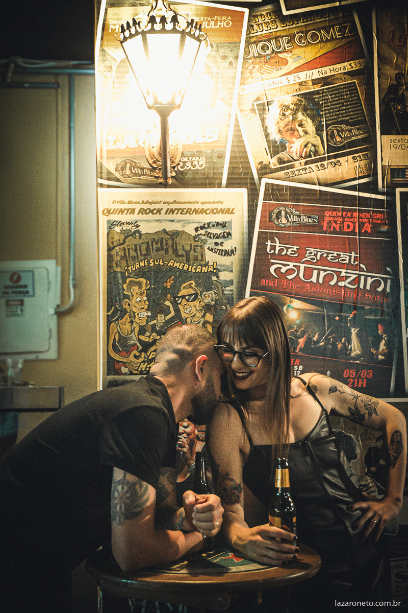 pré-wedding-botucatu-ensaio-fotografico-botucatu-ensaiofo-fotografico-interior-fotografo-em-botucatu-fotografo-no-interior-fotografia-expontânea-fotografo-em-itatinga-bar-villa-blues-jukehoint