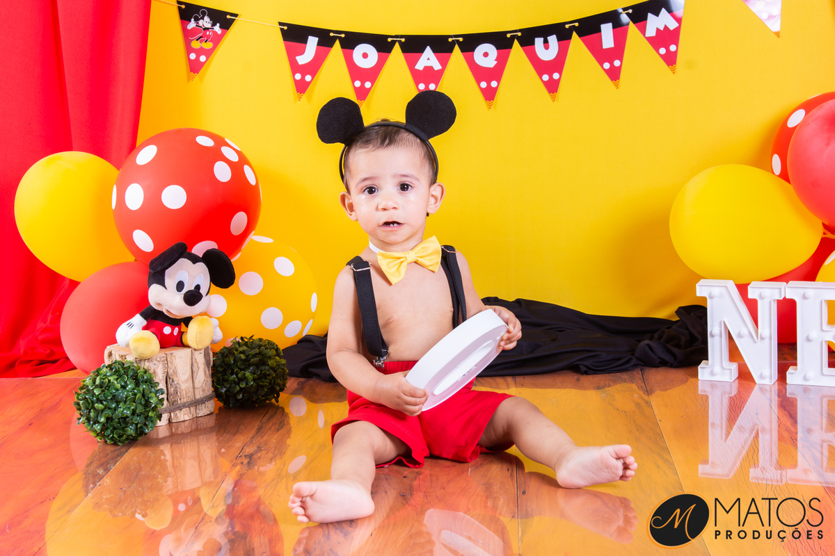 Ensaio fotográfico Smash The Cake em Santos - Ensaio Infantil - Fotografia de Bebês - Cake Smash