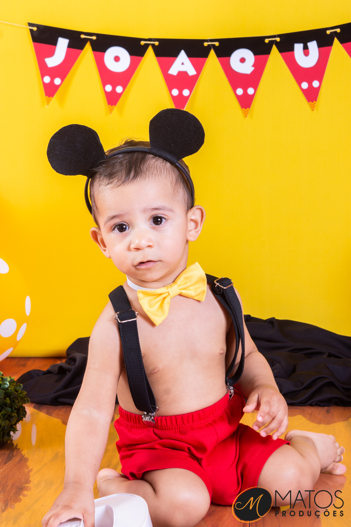 Ensaio fotográfico Smash The Cake em Santos - Ensaio Infantil - Fotografia de Bebês - Cake Smash