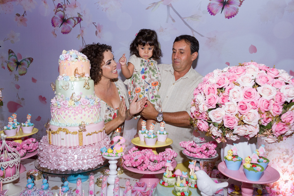 aniversario infantil, menina, jardim, decoração, candy colors, aniversario, diversao, pula pula, piscina de bolinha, sorriso, felicidade, alegria, familia, amigos, sete lagoas, minas gerais, fotografia afetiva, aniversário afetivo, aniversario dois anos 