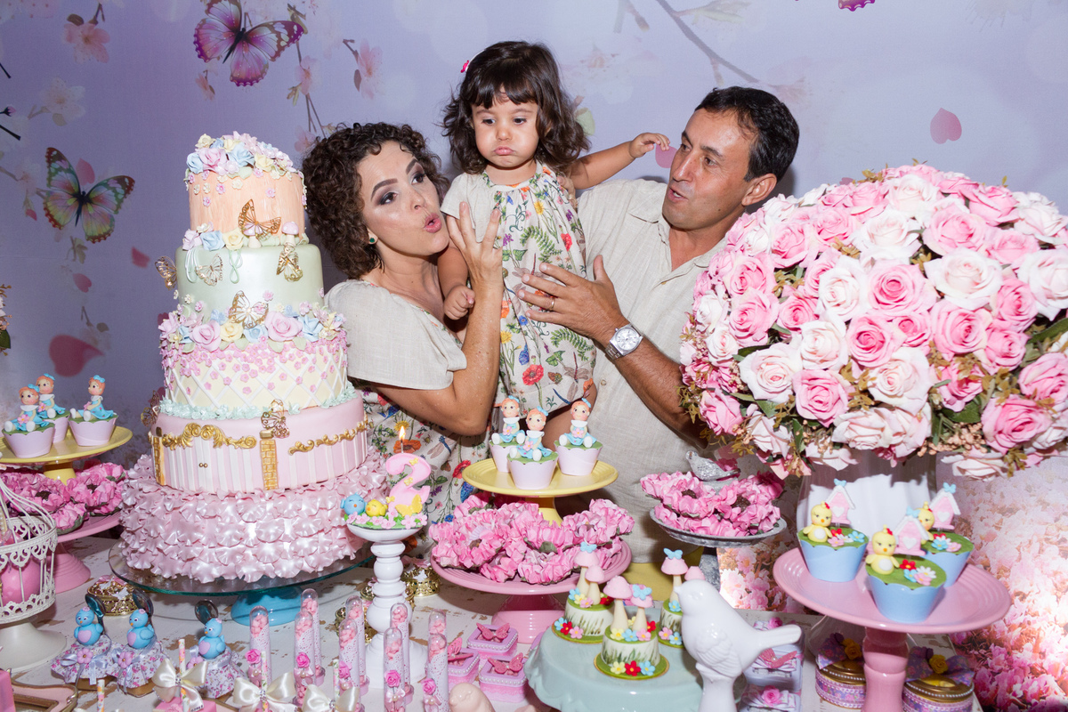 aniversario infantil, menina, jardim, decoração, candy colors, aniversario, diversao, pula pula, piscina de bolinha, sorriso, felicidade, alegria, familia, amigos, sete lagoas, minas gerais, fotografia afetiva, aniversário afetivo, aniversario dois anos 
