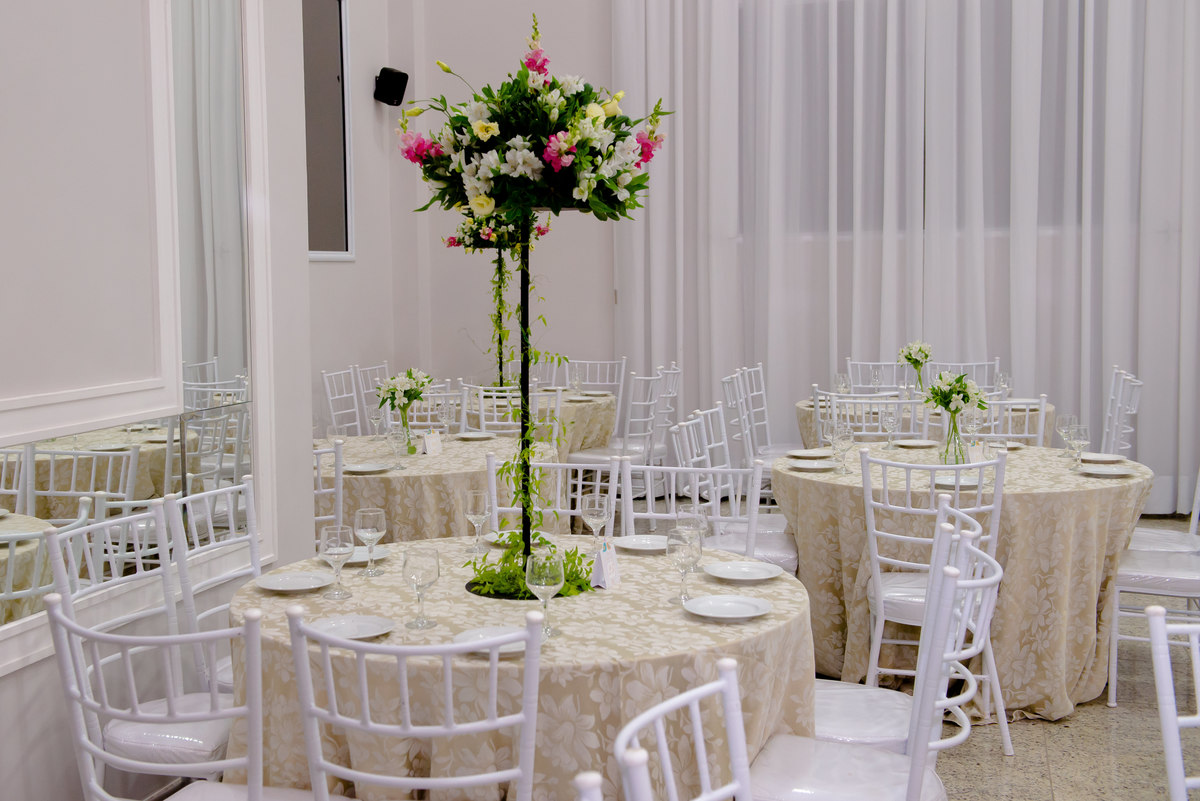Espaço eventos Le Partie lepartiecomemoracoes.com.br
Paulo Guimarães Decorações de Eventos