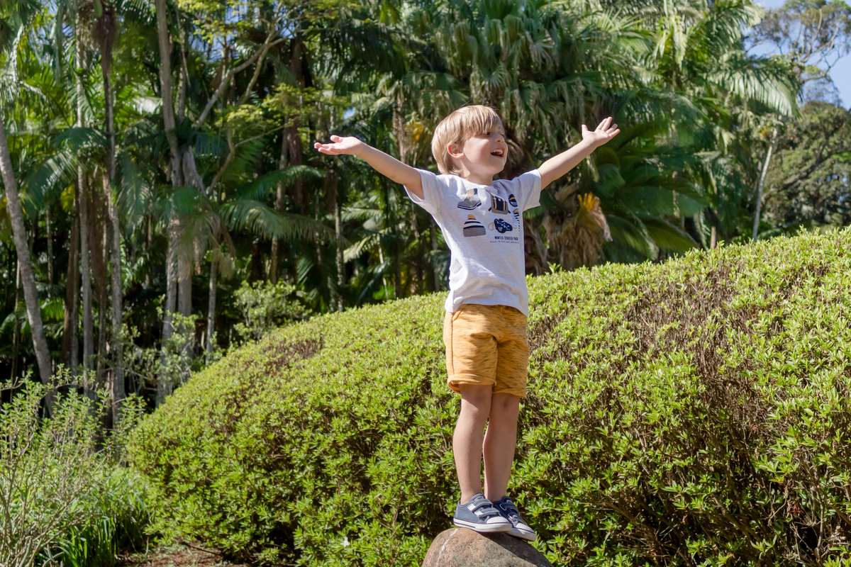 Ensaio de Família no Jardim Botânico de São Paulo; Fotografia Lifestyle; Ana Beatriz Fotografia; Foto espontânea 