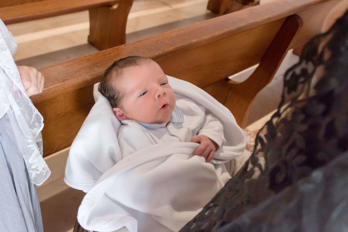 Paróquia Rainha Santa Isabel de Portugal - Autódromo de Interlados - São Paulo; Batismo; Bebê