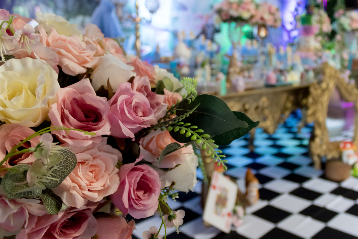 Festa infantil, Alice no País das Maravilhas, Decoração de festa, festa de 1 ano