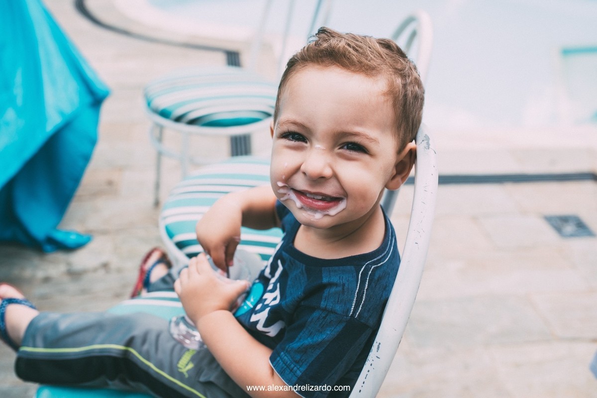 pagem tomando yogurt