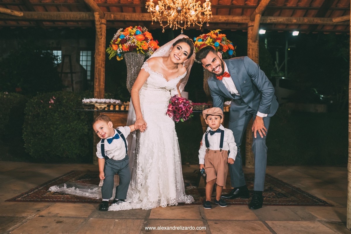 foto do casal com os pagens