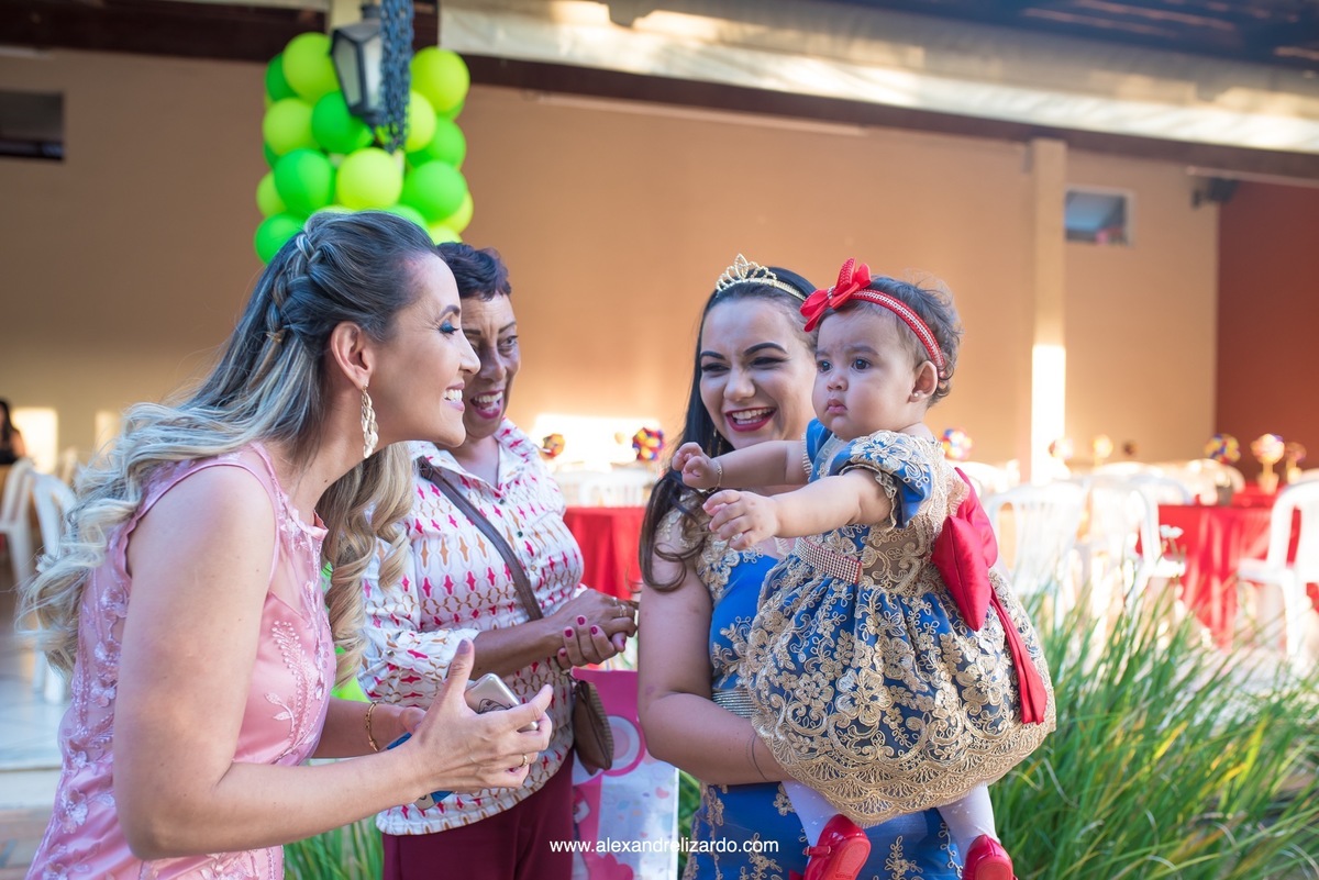 fotografo de familia, fotografo de aniversario, fotografia de aniversario infantil, festa infantil, fotos festa infantil, decoracao, bh, belo horizonte, santa luzia, quintal brasil, fotos, fotografo de aniversario infantil