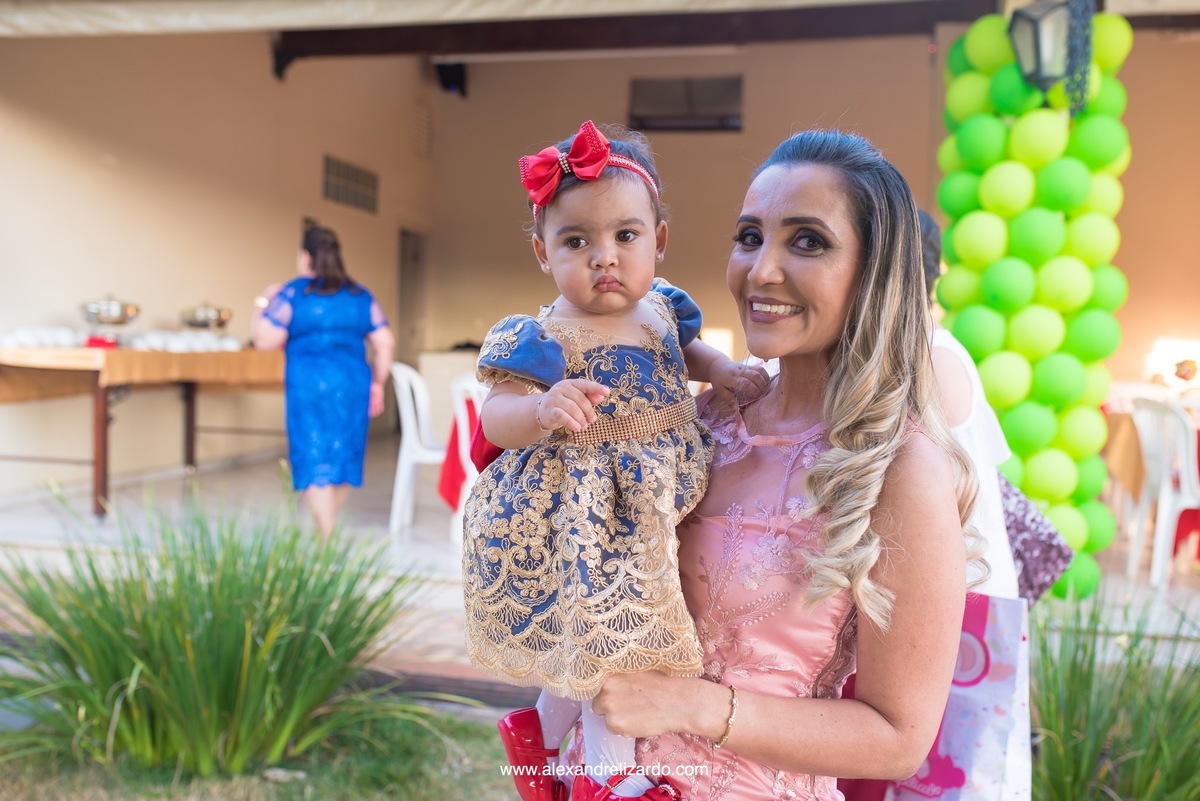 fotografo de familia, fotografo de aniversario, fotografia de aniversario infantil, festa infantil, fotos festa infantil, decoracao, bh, belo horizonte, santa luzia, quintal brasil, fotos, fotografo de aniversario infantil