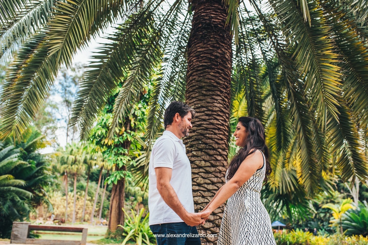 Pre casamento em Inhotim, fotografia de casamento, wedding photographer, fotografo, bh, belo horizonte, destination wedding, save the date, mg, brazil, noiva, noivo, bride, groom