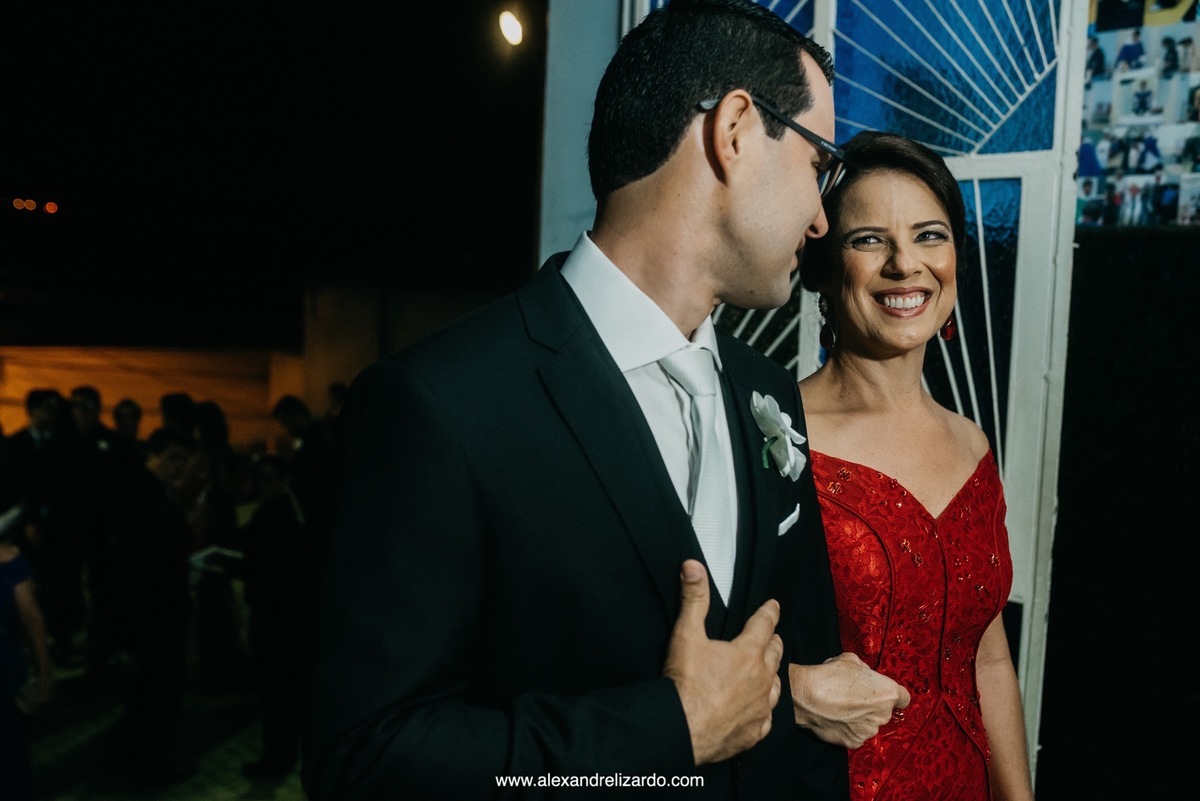 Mãe do noivo e noivo