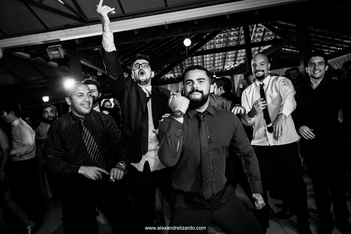 amigos do noivo loucos