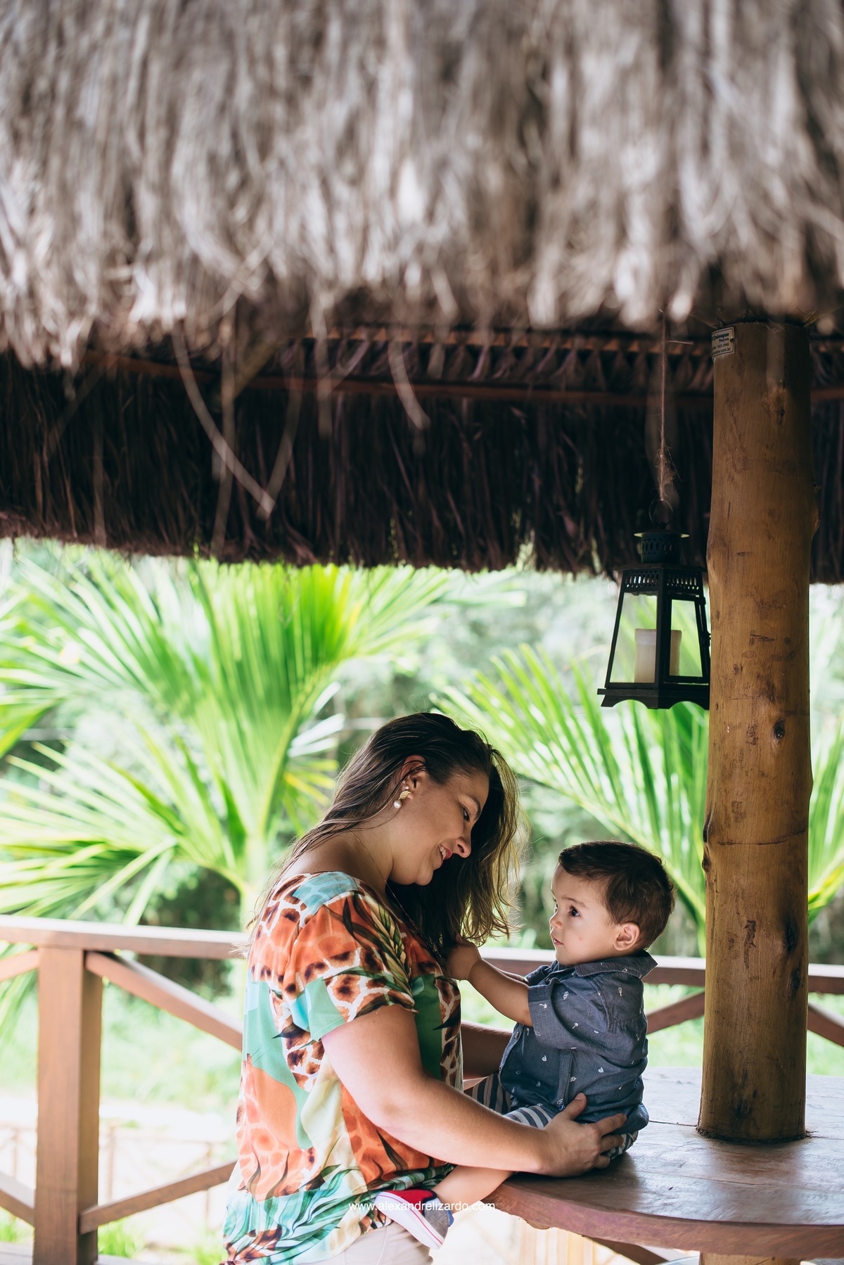 fotógrafo de família em Belo Horizonte, BH, alexandre lizardo, fotografia de família, ensaio infantil, criança, foto, retrato, photographer, child, family, brasil, minas gerais, brumadinho, ensaio de criança com cachorro