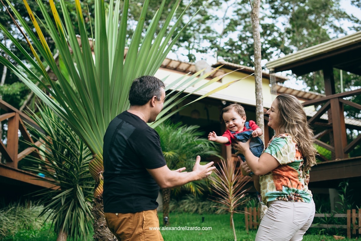 fotógrafo de família em Belo Horizonte, BH, alexandre lizardo, fotografia de família, ensaio infantil, criança, foto, retrato, photographer, child, family, brasil, minas gerais, brumadinho, ensaio de criança com cachorro