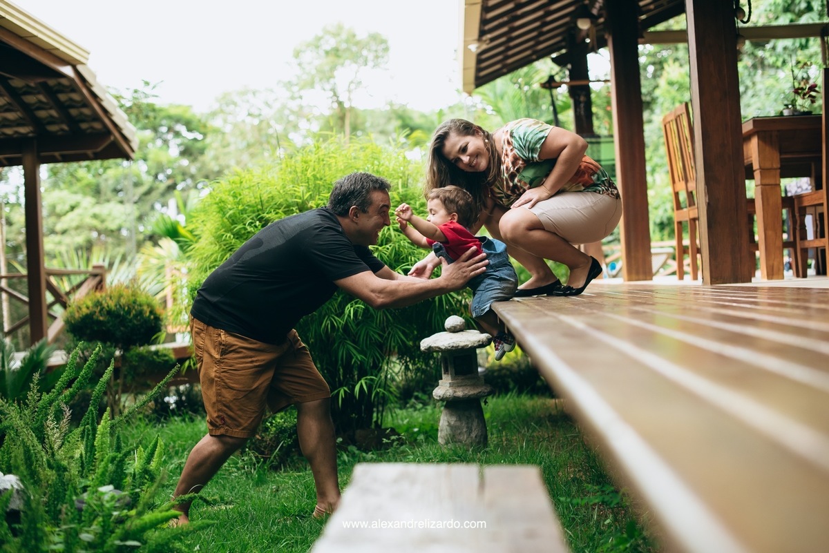 fotógrafo de família em Belo Horizonte, BH, alexandre lizardo, fotografia de família, ensaio infantil, criança, foto, retrato, photographer, child, family, brasil, minas gerais, brumadinho, ensaio de criança com cachorro