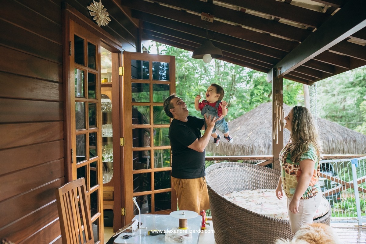 fotógrafo de família em Belo Horizonte, BH, alexandre lizardo, fotografia de família, ensaio infantil, criança, foto, retrato, photographer, child, family, brasil, minas gerais, brumadinho, ensaio de criança com cachorro