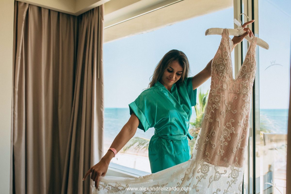 bride moon palace cancun