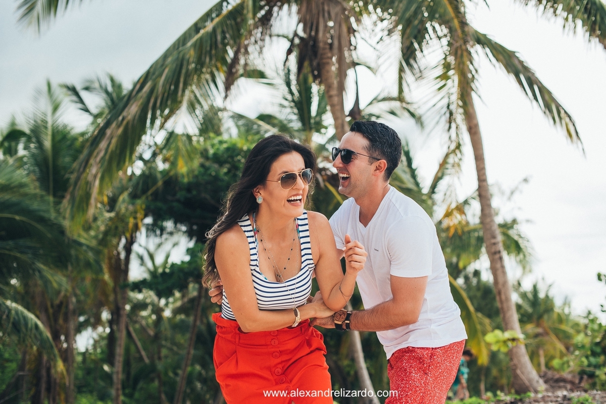 noivos felizes, barcelo bavaro