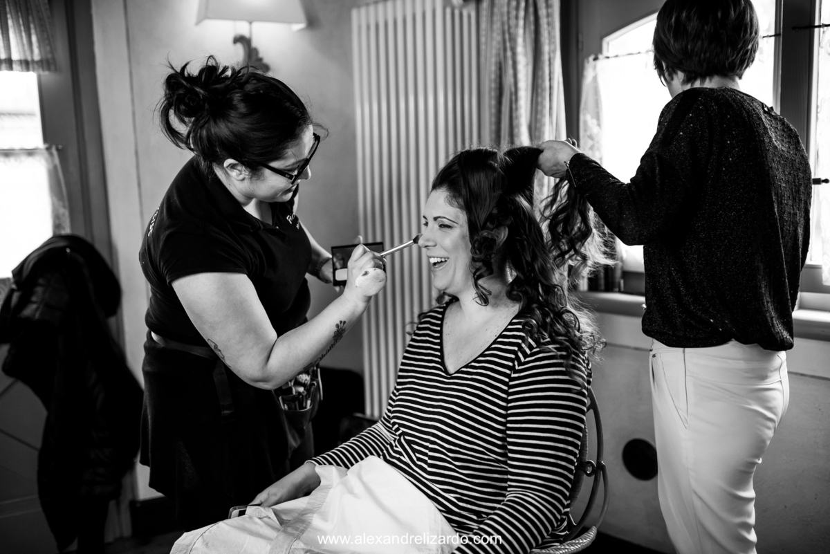 noiva maqueando na italia