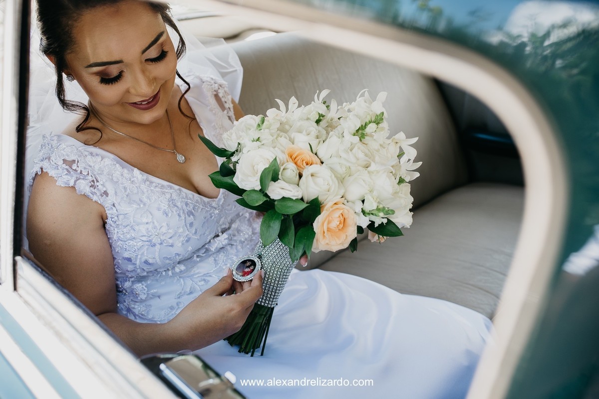 bride car