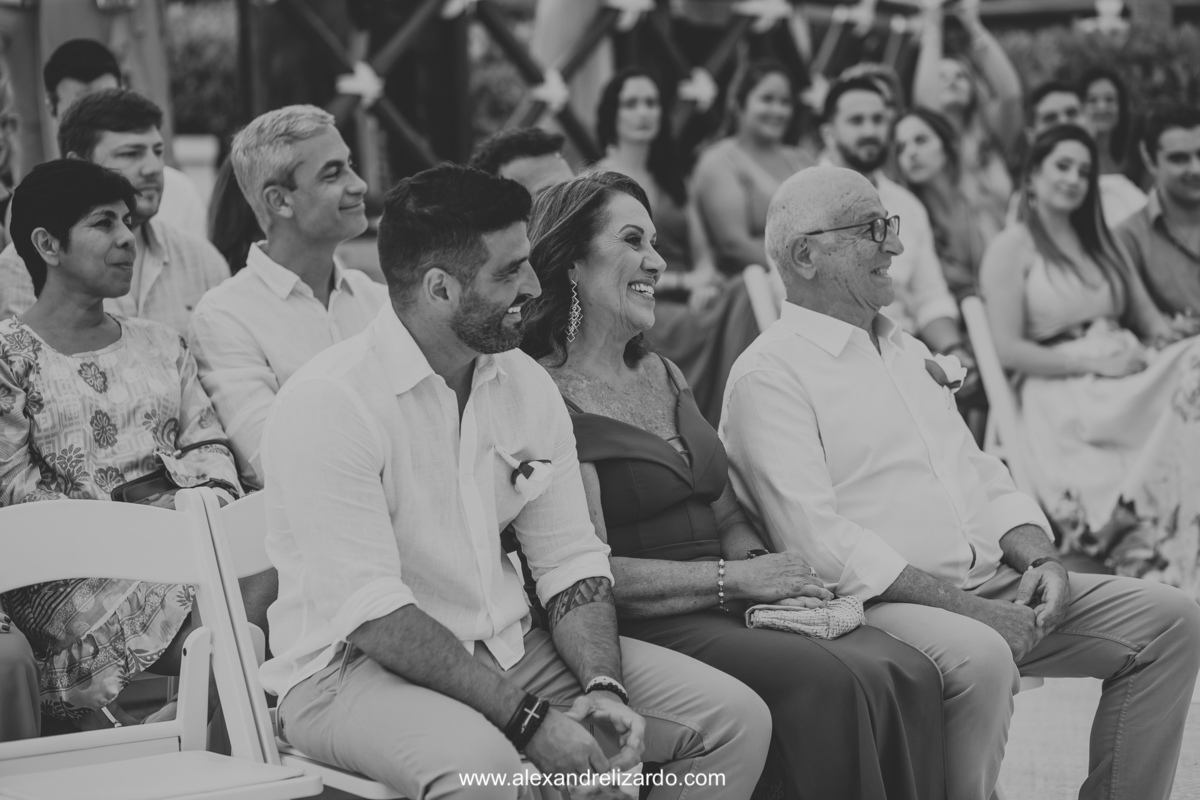roupa de convidado casamento na praia