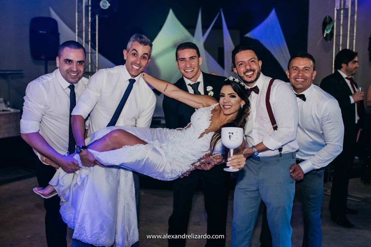 Fotografo de casamento, fotografia de casamento, bh, Belo Horizonte, Brasil, São Paulo, Brasil, Destination Wedding, noiva, noivo, casamento, Wedding, blog, dicas, melhores fotógrafos, maquiagem, make, Alexandre Lizardo, foto, vestido de noiva, Campo Belo