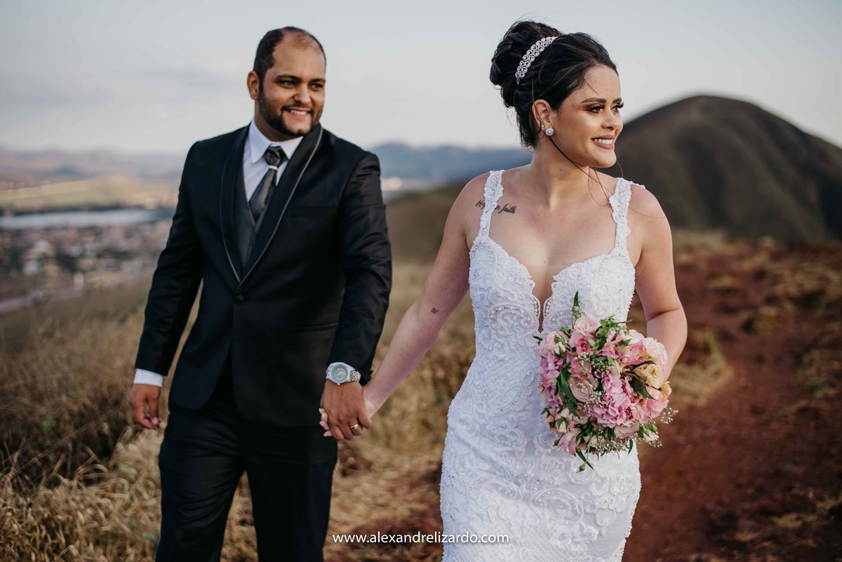 Pós wedding, alexandre lizardo fotografia, pós casamento, vestido, noiva, dress, belo horizonte, fotógrafo de casamento, fotografia de casamento, bh, minas gerais, mg, lugares para fotografar em belo horizonte, topo do mundo, ensaio, casal