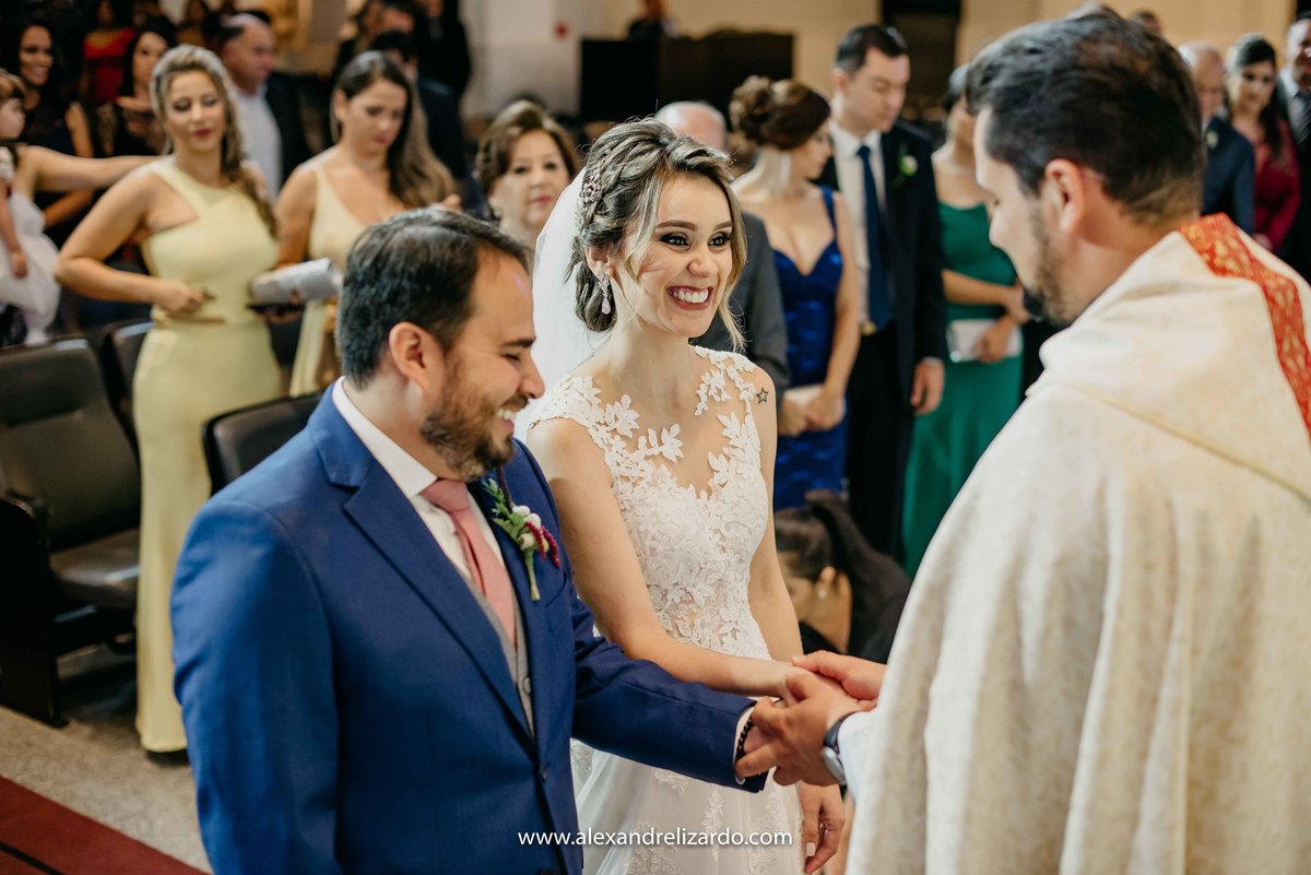 Fotografo de casamento, fotografia de casamento, bh, Belo Horizonte, Brasil, São Paulo, noiva, noivo, casamento, blog, dicas, melhores fotógrafos, maquiagem, make, Alexandre Lizardo, foto, vestido de noiva, bh casamentos, photo, casamento noite, igreja