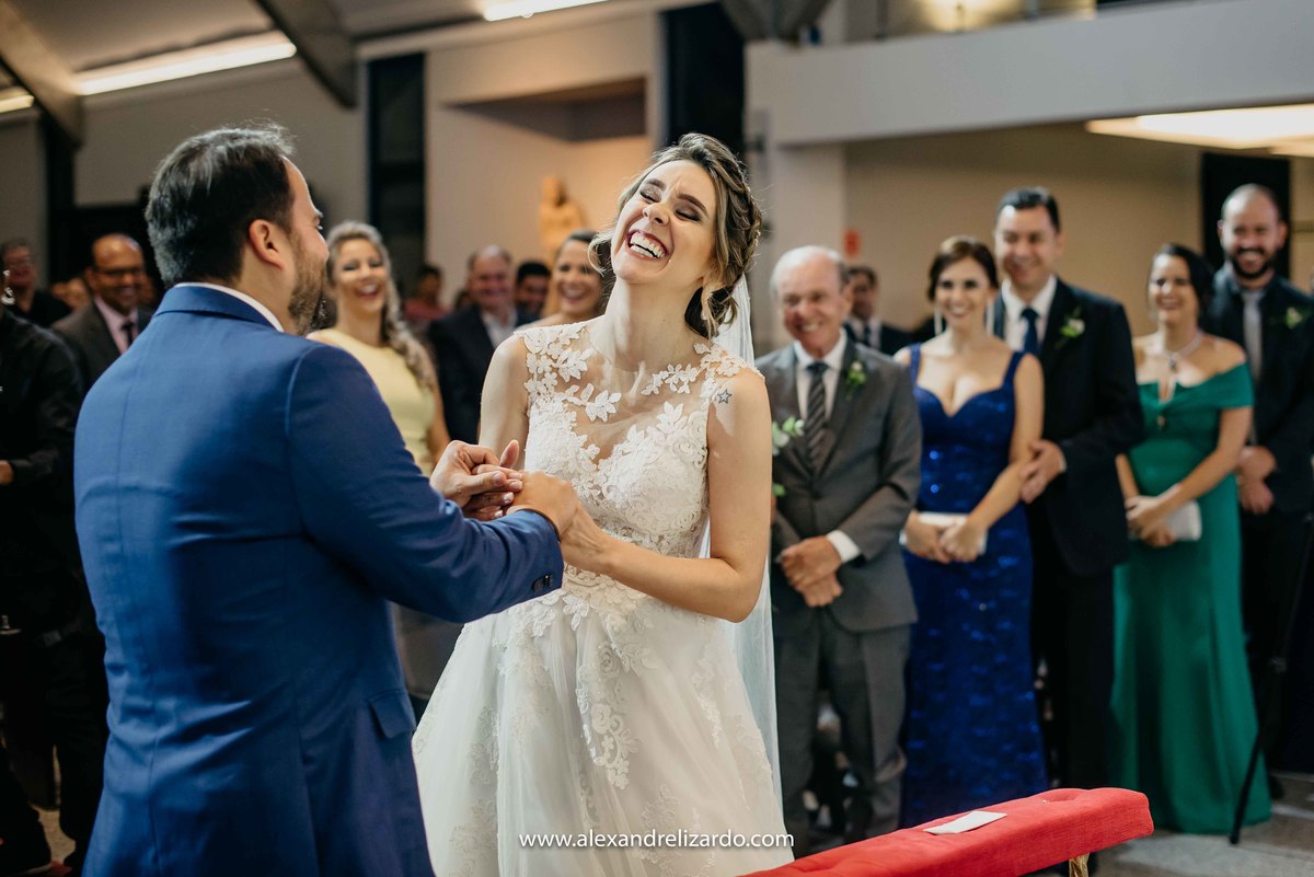 Fotografo de casamento, fotografia de casamento, bh, Belo Horizonte, Brasil, São Paulo, noiva, noivo, casamento, blog, dicas, melhores fotógrafos, maquiagem, make, Alexandre Lizardo, foto, vestido de noiva, bh casamentos, photo, casamento noite, igreja