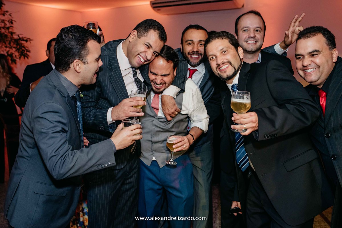 Fotografo de casamento, fotografia de casamento, bh, Belo Horizonte, Brasil, São Paulo, noiva, noivo, casamento, blog, dicas, melhores fotógrafos, maquiagem, make, Alexandre Lizardo, foto, vestido de noiva, bh casamentos, photo, casamento noite, igreja