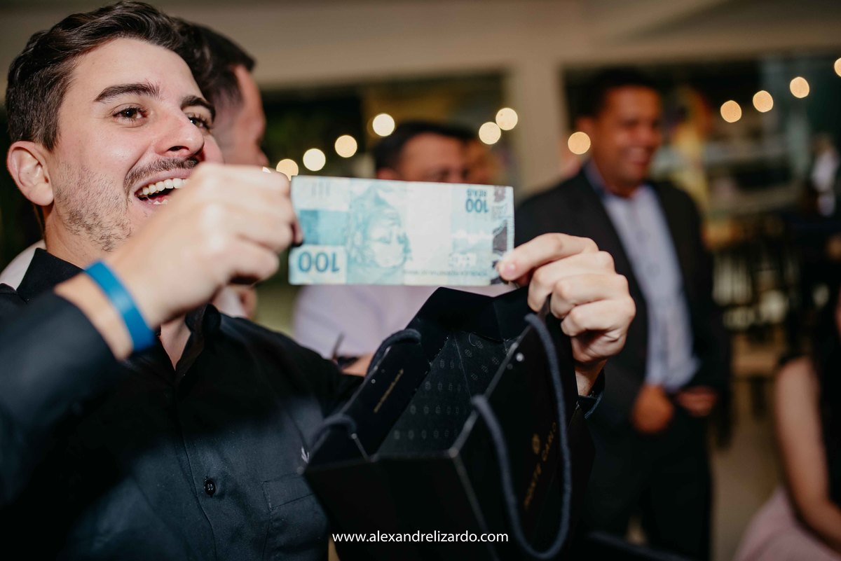 Fotografo de casamento, fotografia de casamento, bh, Belo Horizonte, Brasil, São Paulo, noiva, noivo, casamento, blog, dicas, melhores fotógrafos, maquiagem, make, Alexandre Lizardo, foto, vestido de noiva, bh casamentos, photo, casamento noite, igreja