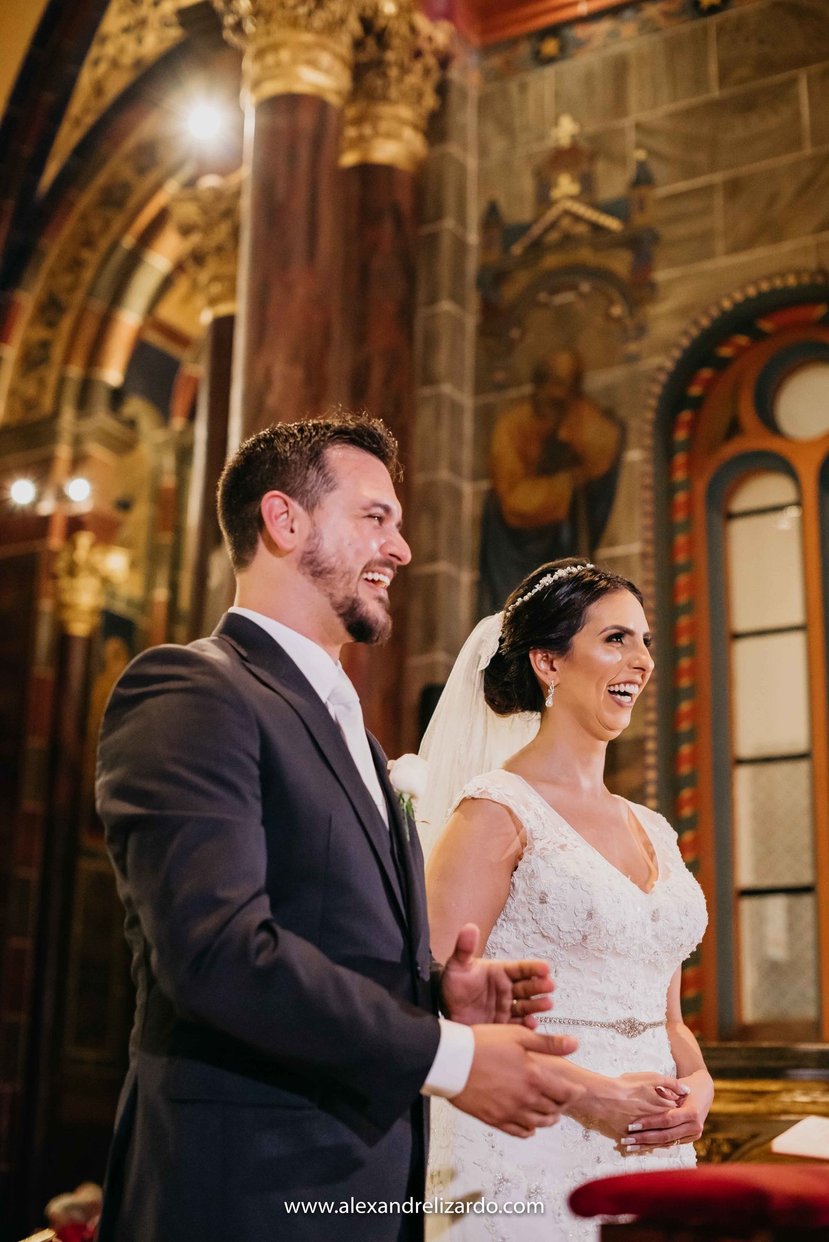 Fotografo de casamento, fotografia de casamento, bh, Belo Horizonte, Brasil, São Paulo, noiva, blog, dicas, melhores fotógrafos, Alexandre Lizardo, foto, photo, casamento na igreja, Minas Gerais, destination, Wedding, make, bride, make up, vestido, Dress