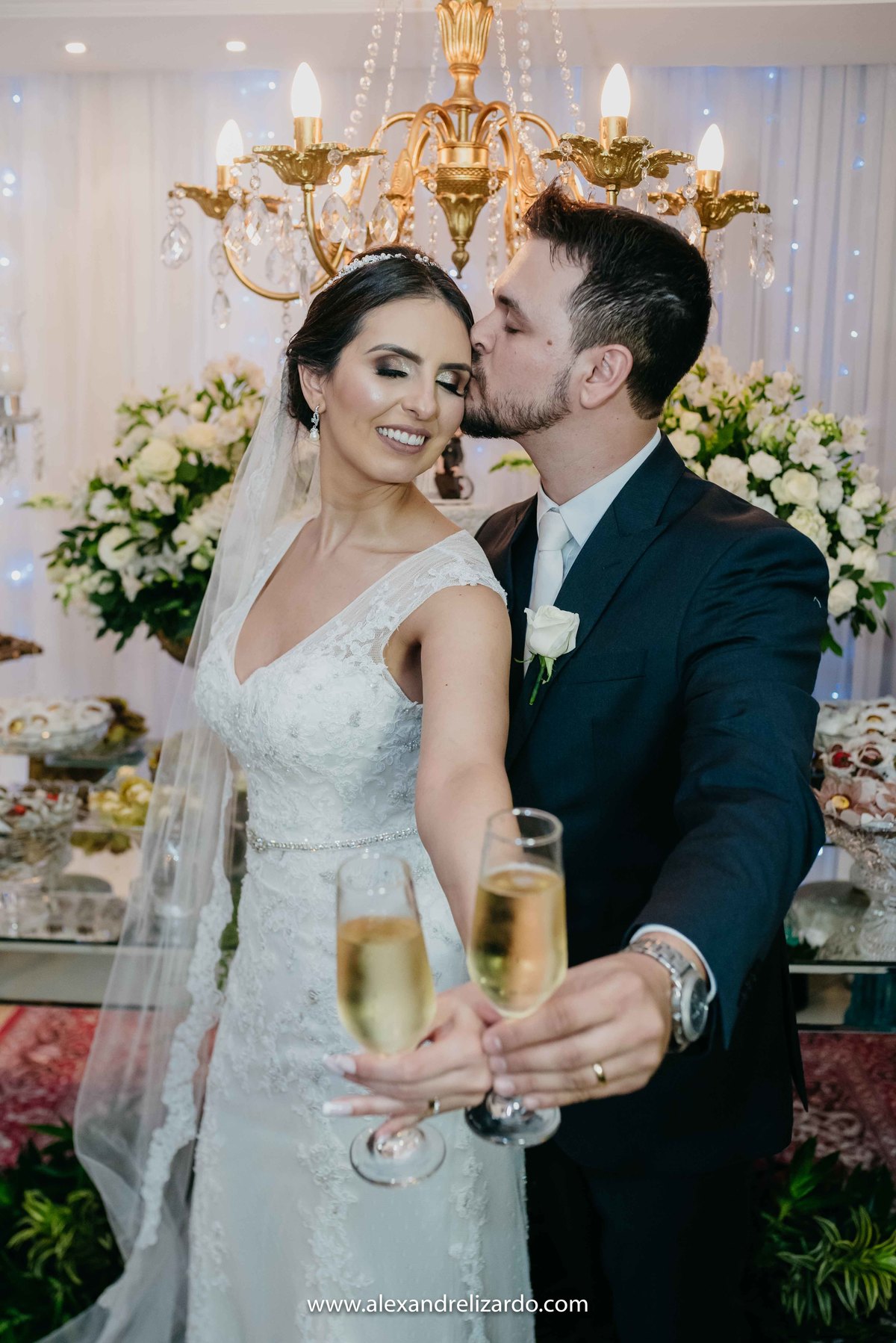 Fotografo de casamento, fotografia de casamento, bh, Belo Horizonte, Brasil, São Paulo, noiva, blog, dicas, melhores fotógrafos, Alexandre Lizardo, foto, photo, casamento na igreja, Minas Gerais, destination, Wedding, make, bride, make up, vestido, Dress