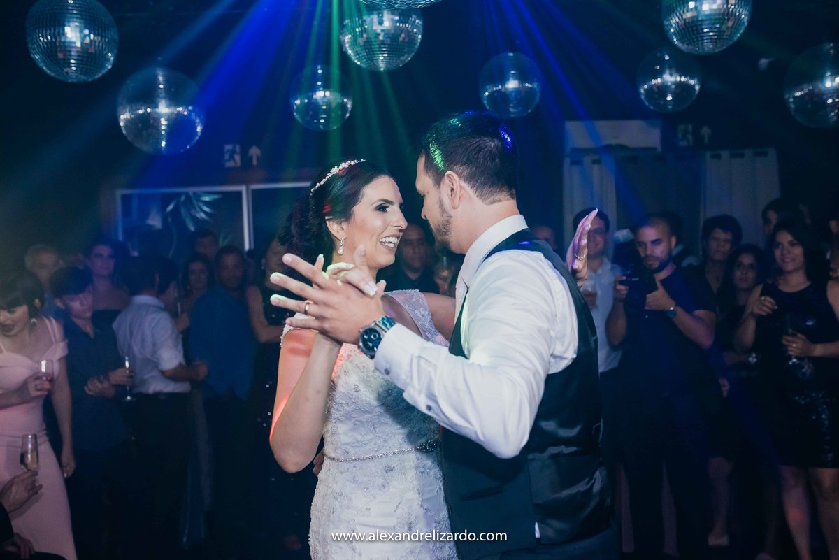 Fotografo de casamento, fotografia de casamento, bh, Belo Horizonte, Brasil, São Paulo, noiva, blog, dicas, melhores fotógrafos, Alexandre Lizardo, foto, photo, casamento na igreja, Minas Gerais, destination, Wedding, make, bride, make up, vestido, Dress