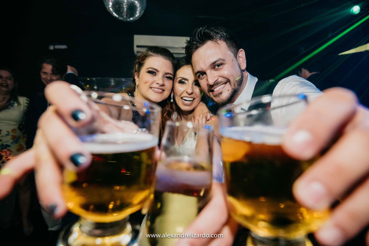 Fotografo de casamento, fotografia de casamento, bh, Belo Horizonte, Brasil, São Paulo, noiva, blog, dicas, melhores fotógrafos, Alexandre Lizardo, foto, photo, casamento na igreja, Minas Gerais, destination, Wedding, make, bride, make up, vestido, Dress