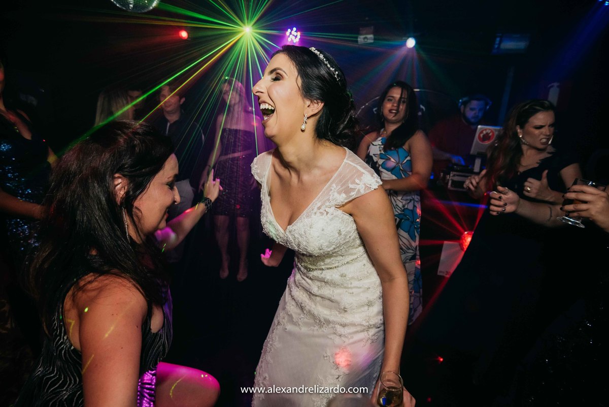 Fotografo de casamento, fotografia de casamento, bh, Belo Horizonte, Brasil, São Paulo, noiva, blog, dicas, melhores fotógrafos, Alexandre Lizardo, foto, photo, casamento na igreja, Minas Gerais, destination, Wedding, make, bride, make up, vestido, Dress